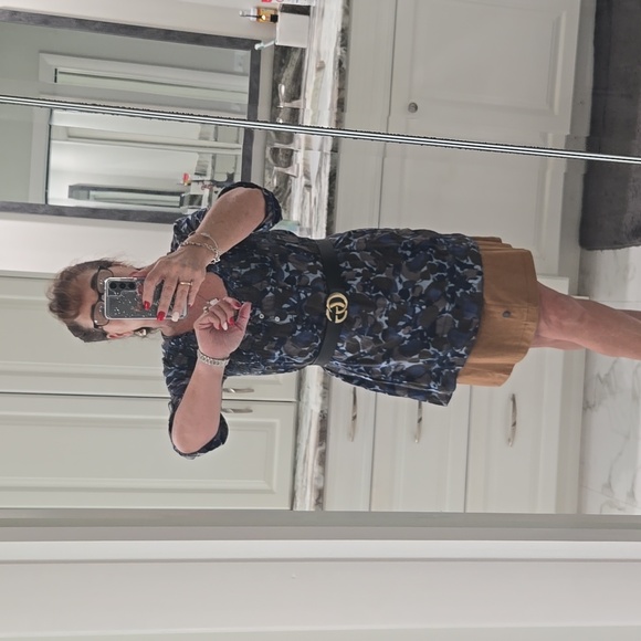 Chelsea and Violet Blue camouflage top - Picture 3 of 8